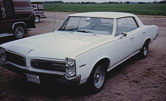 1966 4-door Tempest