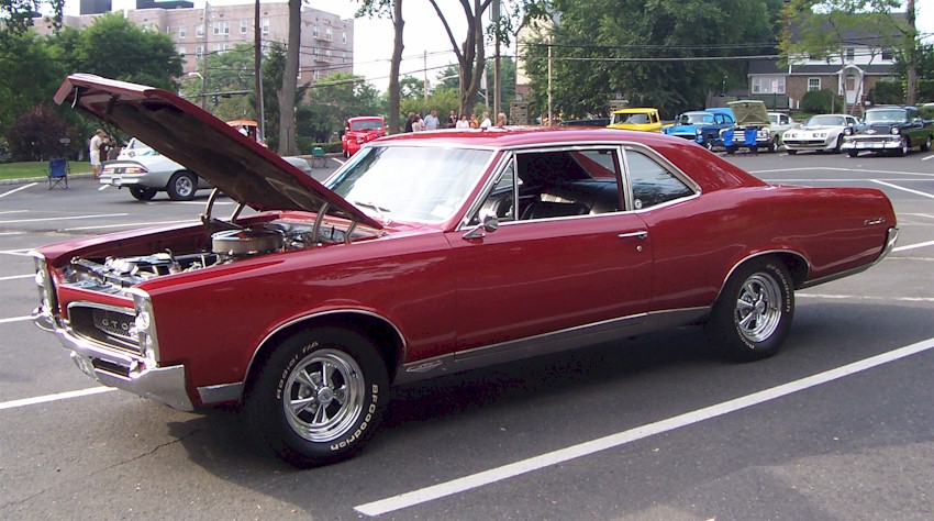 Red 1967 GTO