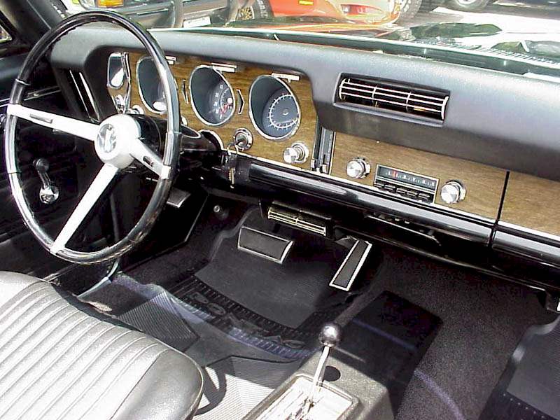 1968 GTO dash