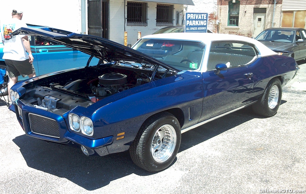 Blue 72 GTO