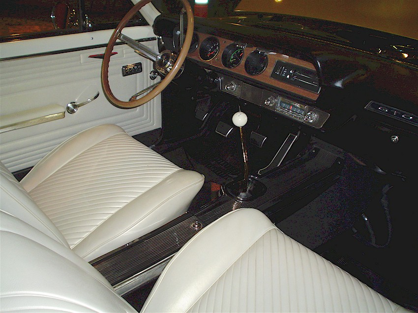 Tiger Gold GTO Interior