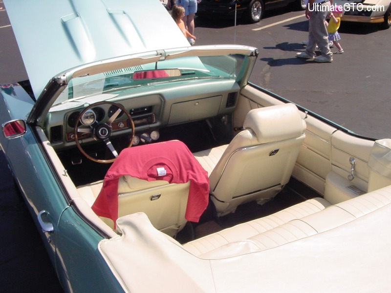 69 GTO Interior