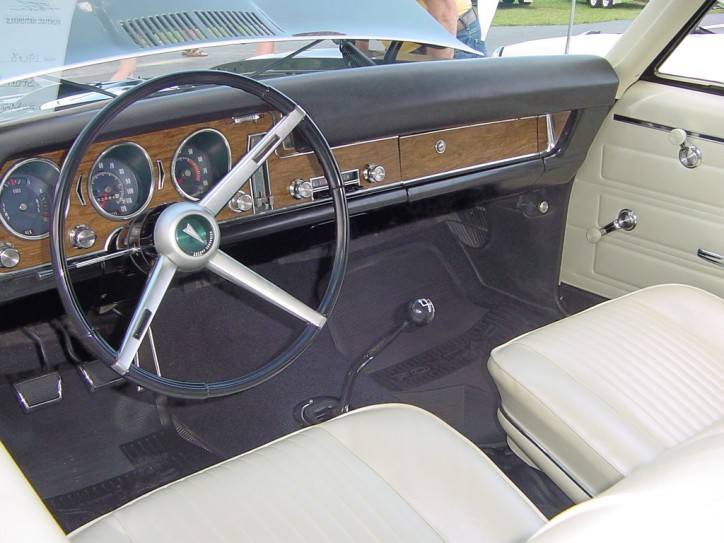 Dream about more aleutian blue 1968 GTO hardtops